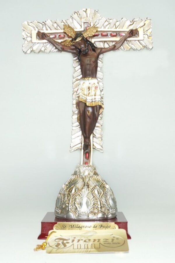 Estatua de el señor de los milagros de buga color original